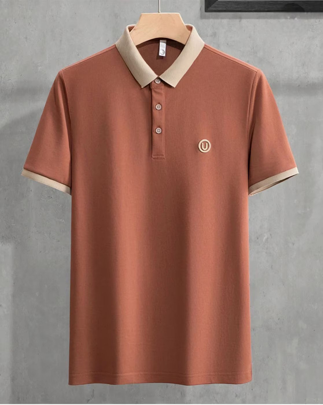 U Logo Orange